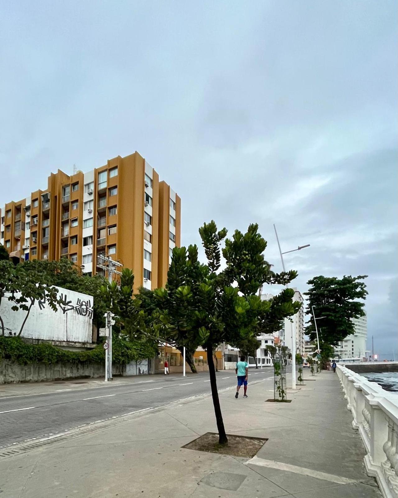 Apto A Passos Do Farol Da Barra Salvador Kültér fotó